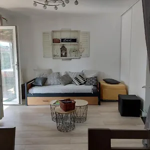  Casa vacanze Tranquille Dans La Cité Du Mimosa - Axelle Loc'appart